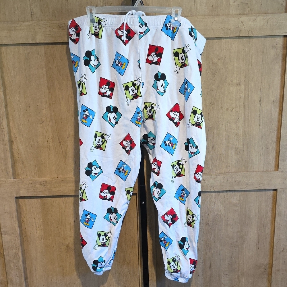 (J60) Disney White and Red Mickey Mouse Hoodie Sz 2X